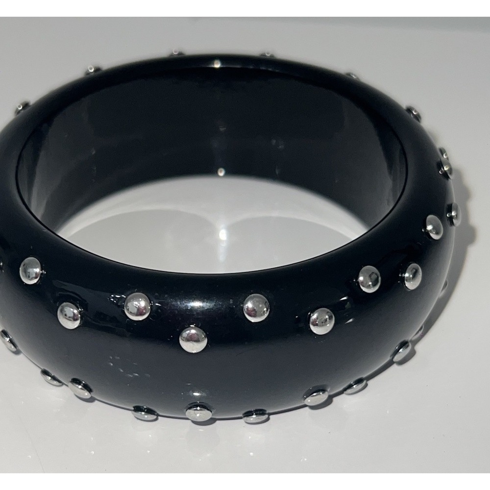 Zara Bracelets studded resin bracelet Open Box size Medium(…b61)